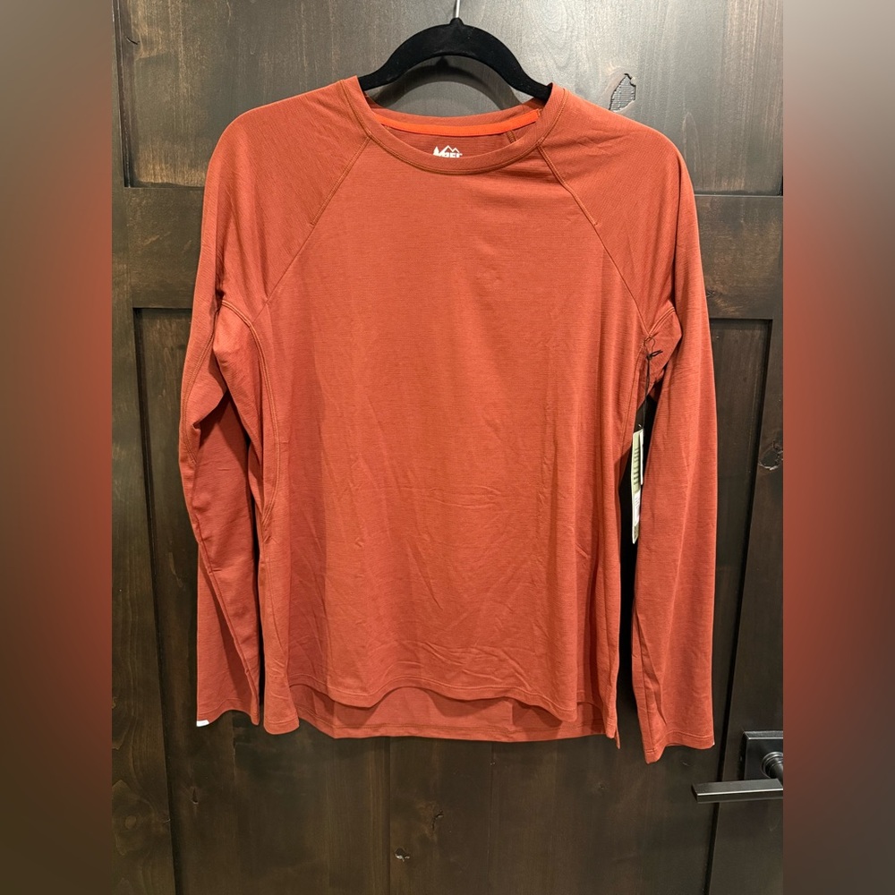 REI Co-op Swiftland Long-Sleeve Running T-Shirt
Deep Carmine Size Medium NWT